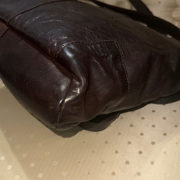 Elegant Brown Woven Leather Shoulder Bag - Picture 9 of 15